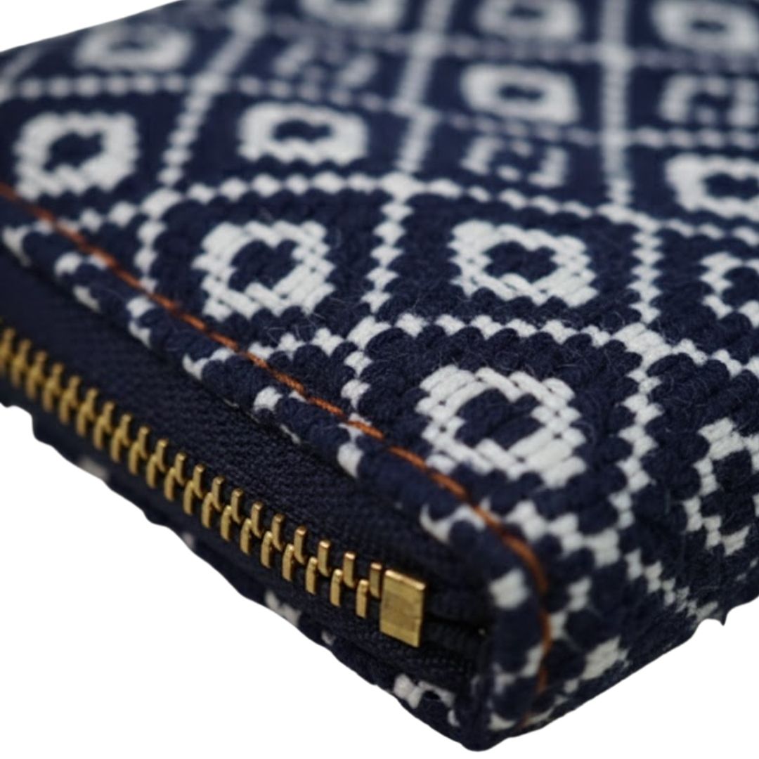 Stylish Foldable Pocket Wallet for Everyday Use v1.0